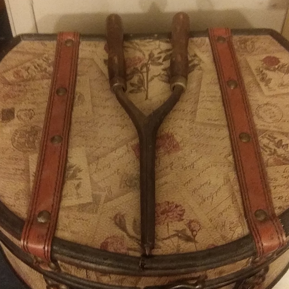 Antique hot iron curler